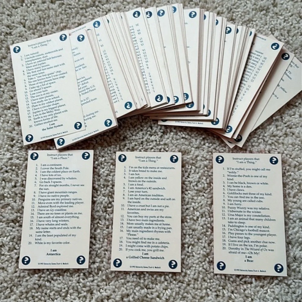 UNIVERSITY GAMES 20 Questions For Kids - Board Game
